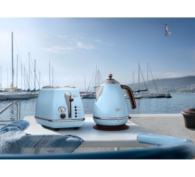 Delonghi | Kettle | KBOV 2001.AZ | Standard | 2000 W | 1.7 L | Stainless steel | 360° rotational base | Azure