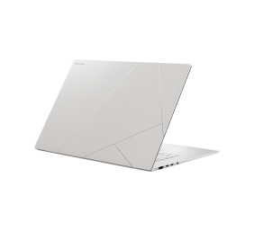 Asus Zenbook S 16 OLED UM5606WA-RK217W | Scandinavian White | 16 " | OLED | 3K | 2880 x 1800 pixels | AMD Ryzen AI 9 | 365 | 24 GB | LPDDR5X | Solid-state drive capacity 1000 GB | AMD Radeon 880M Graphics | Windows 11 Home | 802.11be | Bluetooth version 5