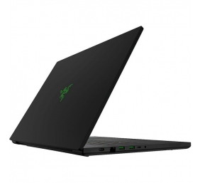 Razer Blade 18 | Black | 18 " | QHD+ | 2560 x 1600 pixels | Intel Core i9 | i9-14900HX | 32 GB | DDR5 | Solid-state drive capacity 1000 GB | NVIDIA GeForce RTX 4070 | GDDR6 | 8 GB | Windows 11 Home | 802.11a/b/d/e/g/h/i/k/n/r/u/v/w/ac/ax/be | Bluetooth ve